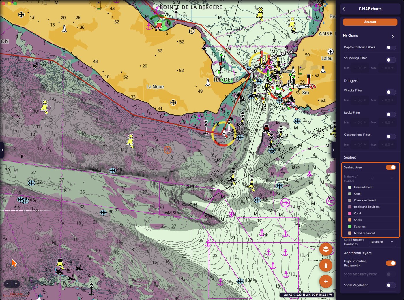 REVEAL X seabed layer off the Île de Ré, with its legend in the C-MAP settings
